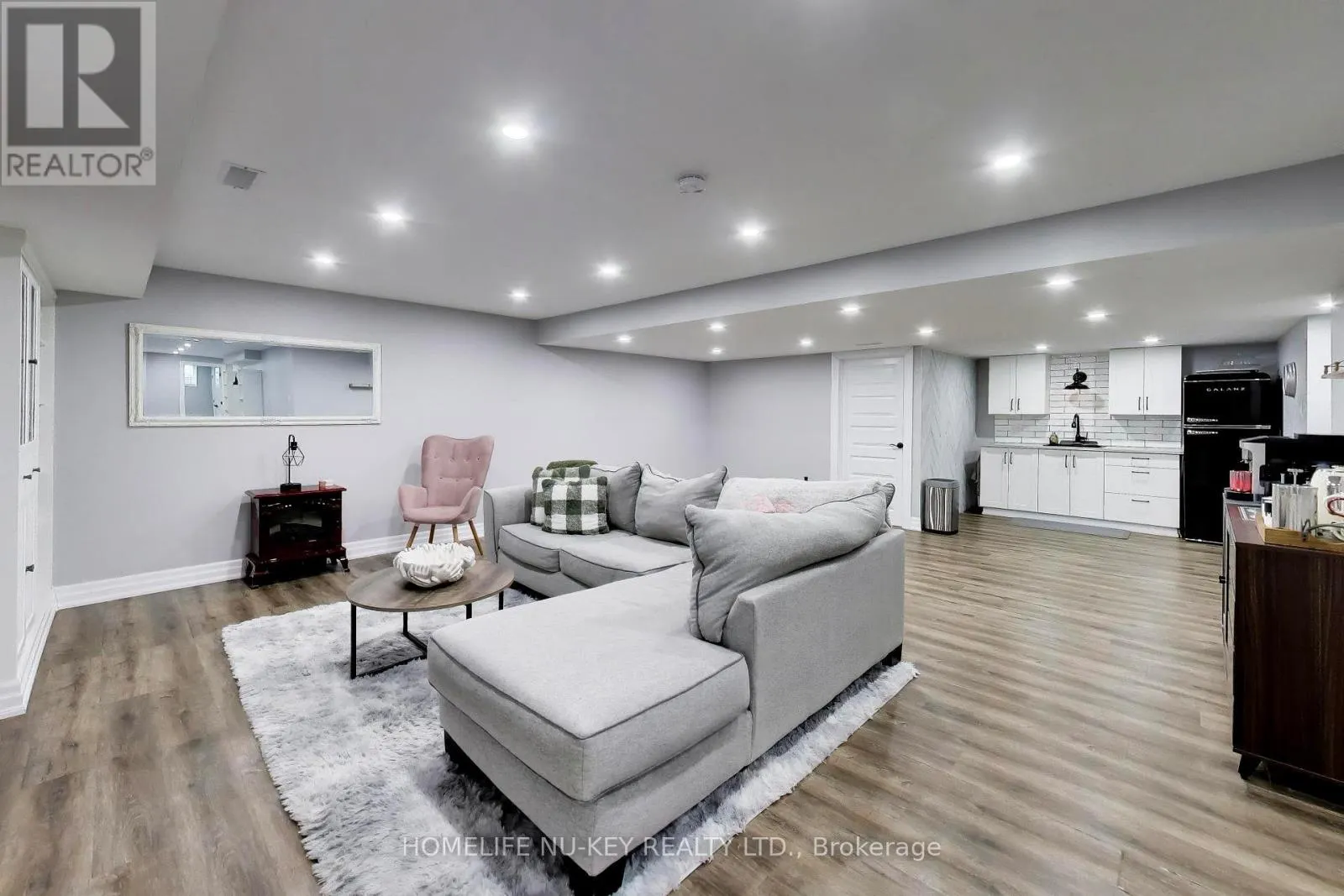 1655 GEORGIAN HEIGHTS BOULEVARD