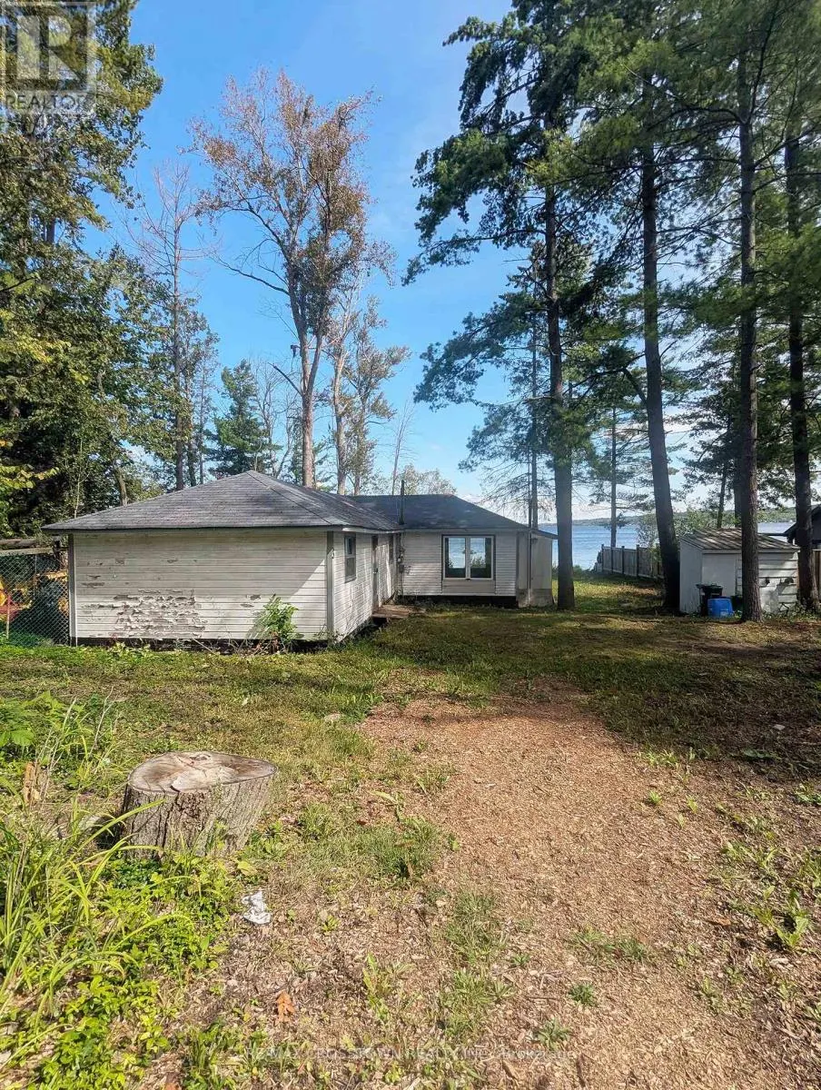 3 SALLOWS DRIVE