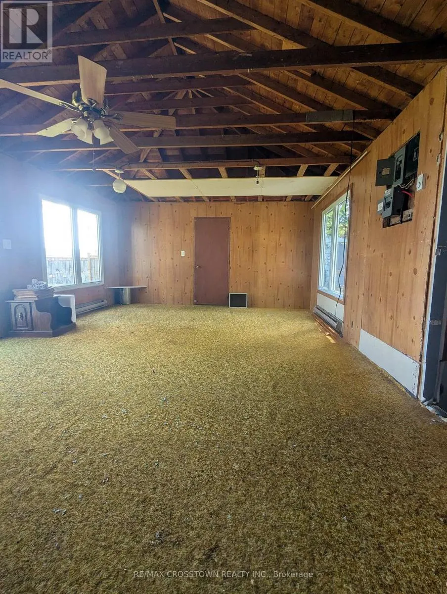 3 SALLOWS DRIVE