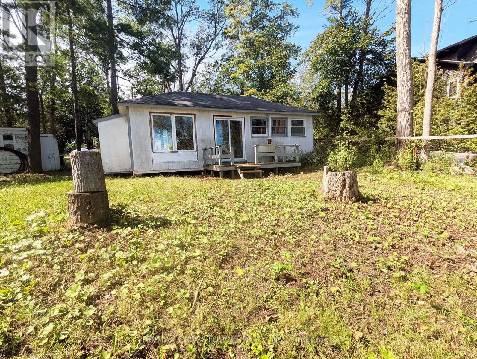 3 SALLOWS DRIVE