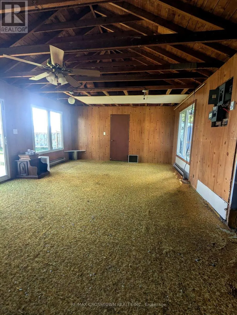 3 SALLOWS DRIVE