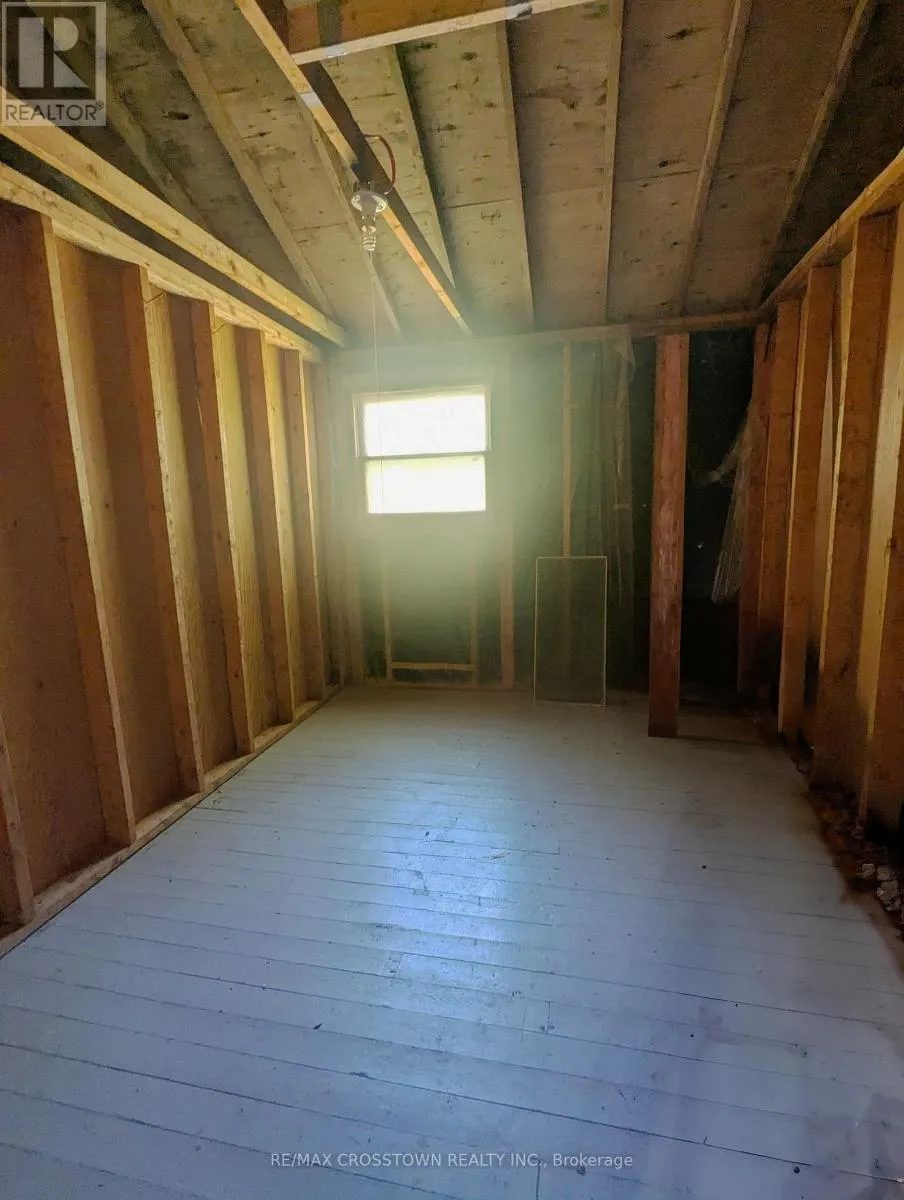3 SALLOWS DRIVE