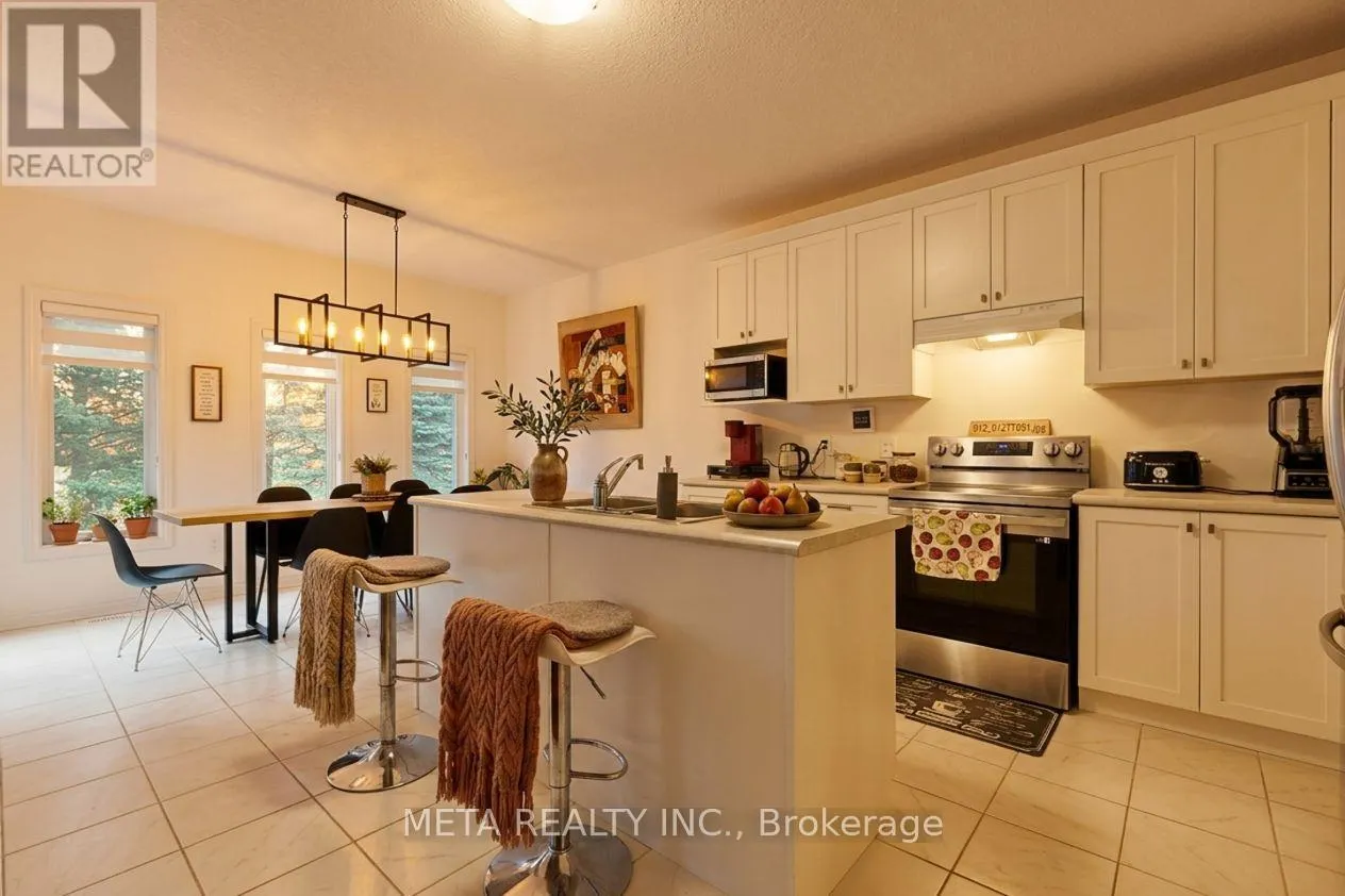 61 MAIDENS CRESCENT