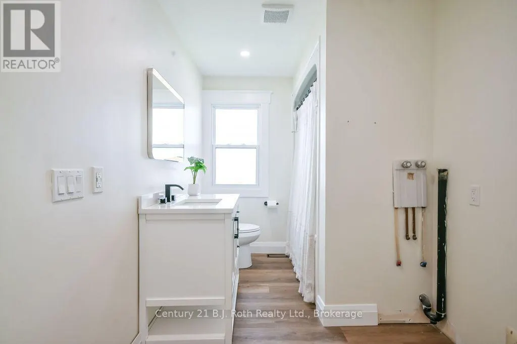 364 ARTHUR STREET