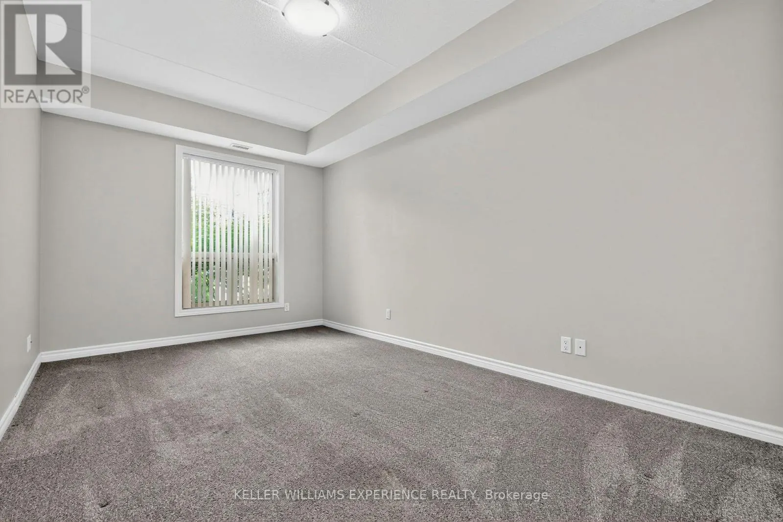 UNIT 111 - 486 LACLIE STREET