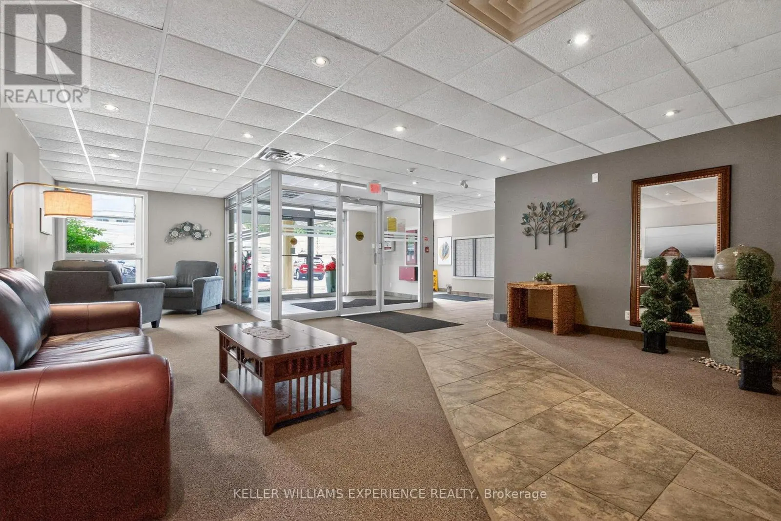 UNIT 111 - 486 LACLIE STREET