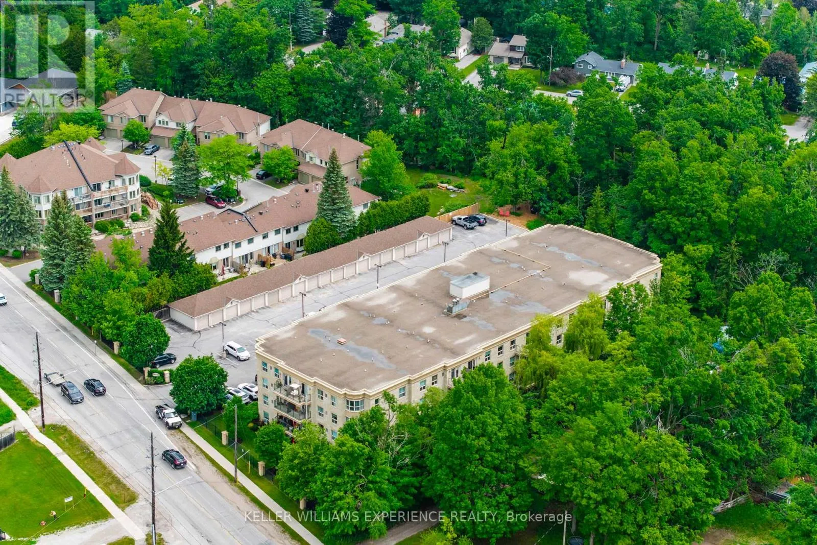 UNIT 111 - 486 LACLIE STREET
