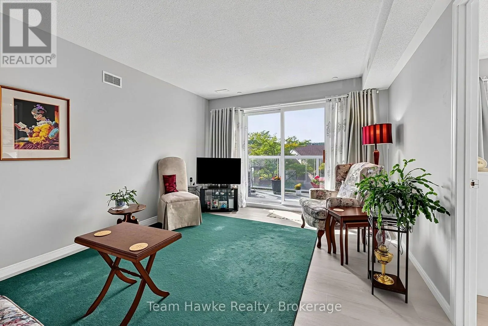 306 - 4 BECK BOULEVARD #306