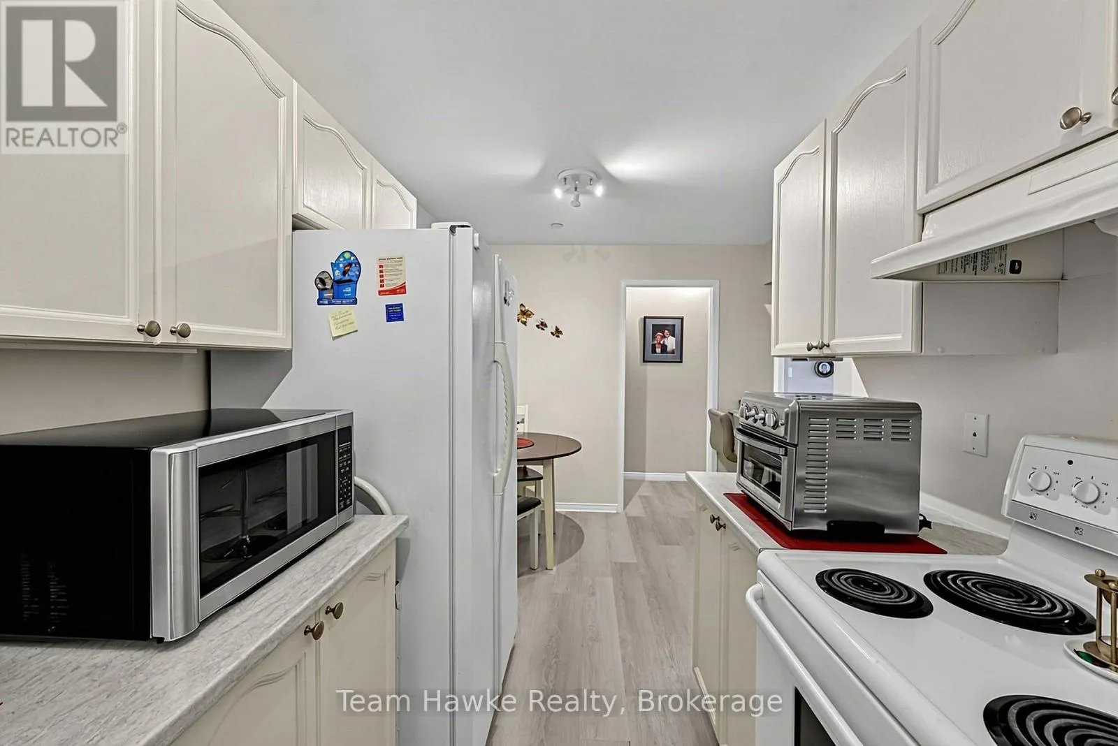 306 - 4 BECK BOULEVARD #306