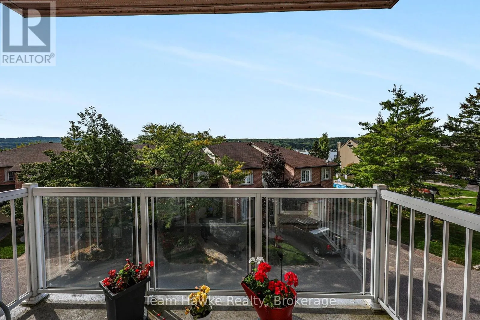 306 - 4 BECK BOULEVARD #306