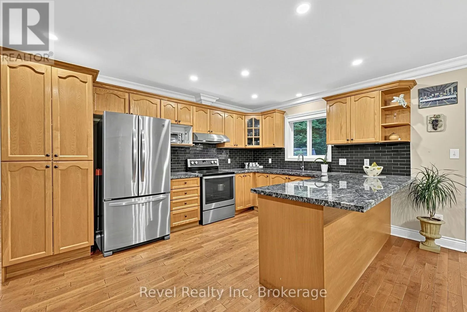 117 DESROCHES TRAIL