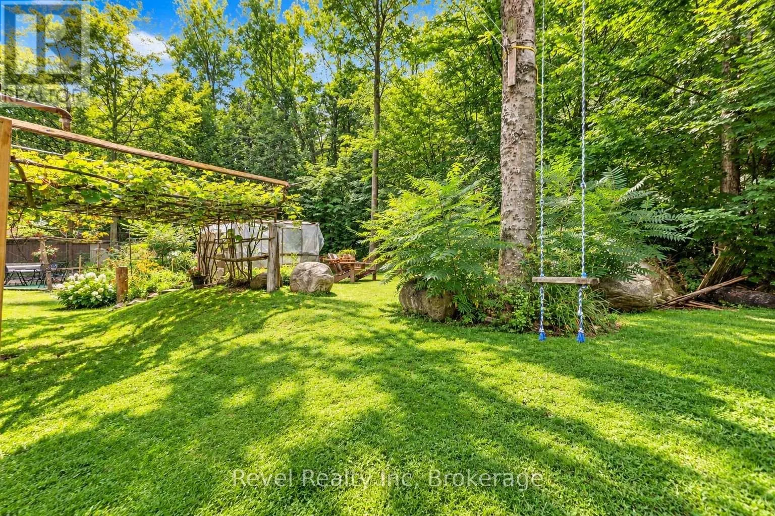 117 DESROCHES TRAIL