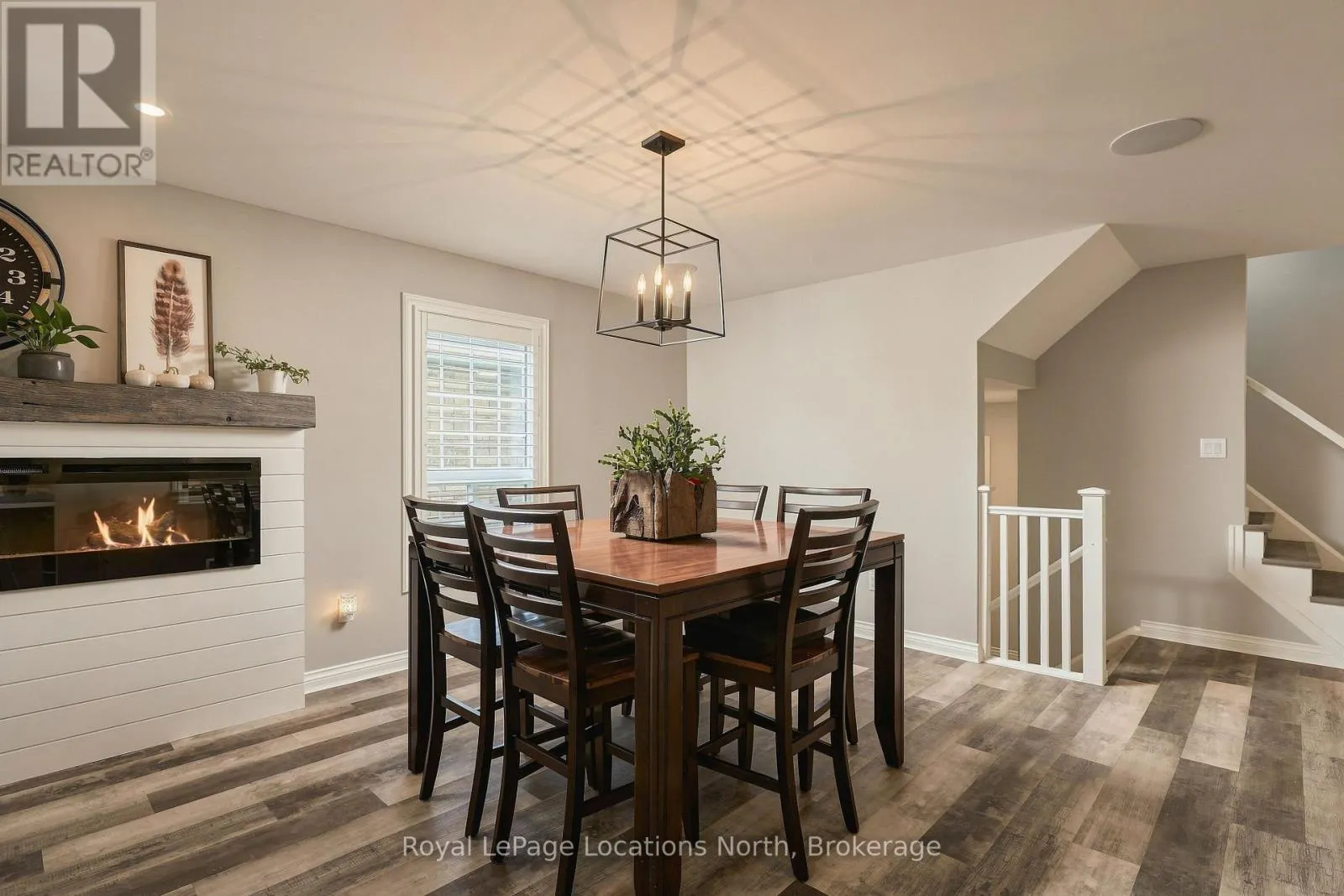 20 HIGHLANDS CRESCENT