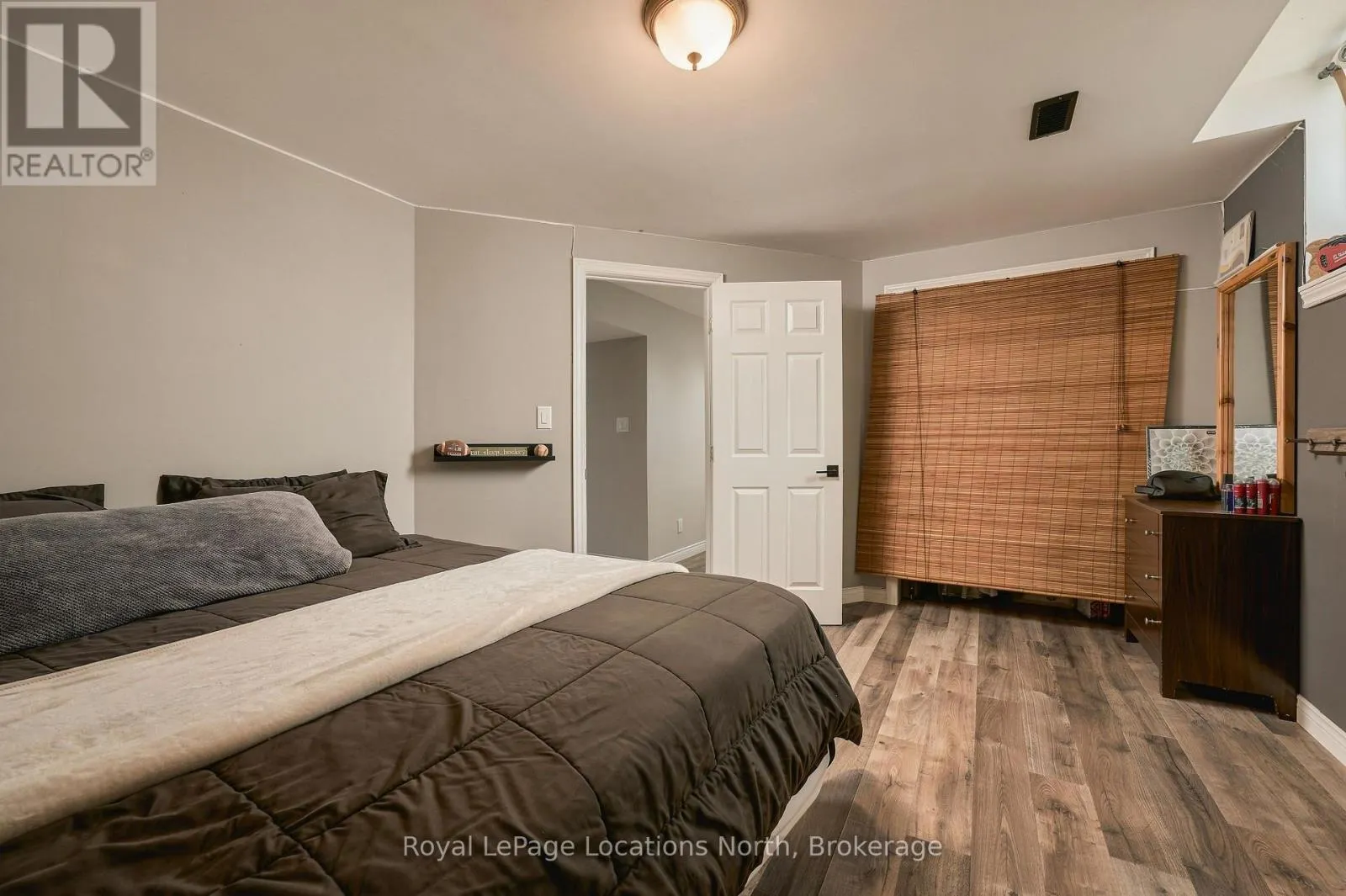 20 HIGHLANDS CRESCENT