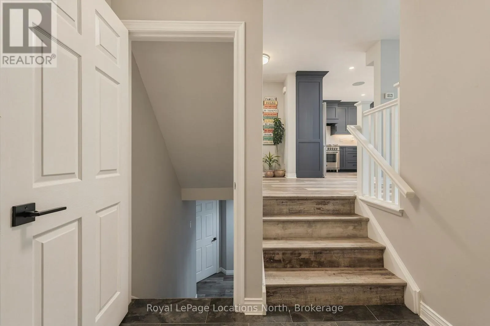 20 HIGHLANDS CRESCENT