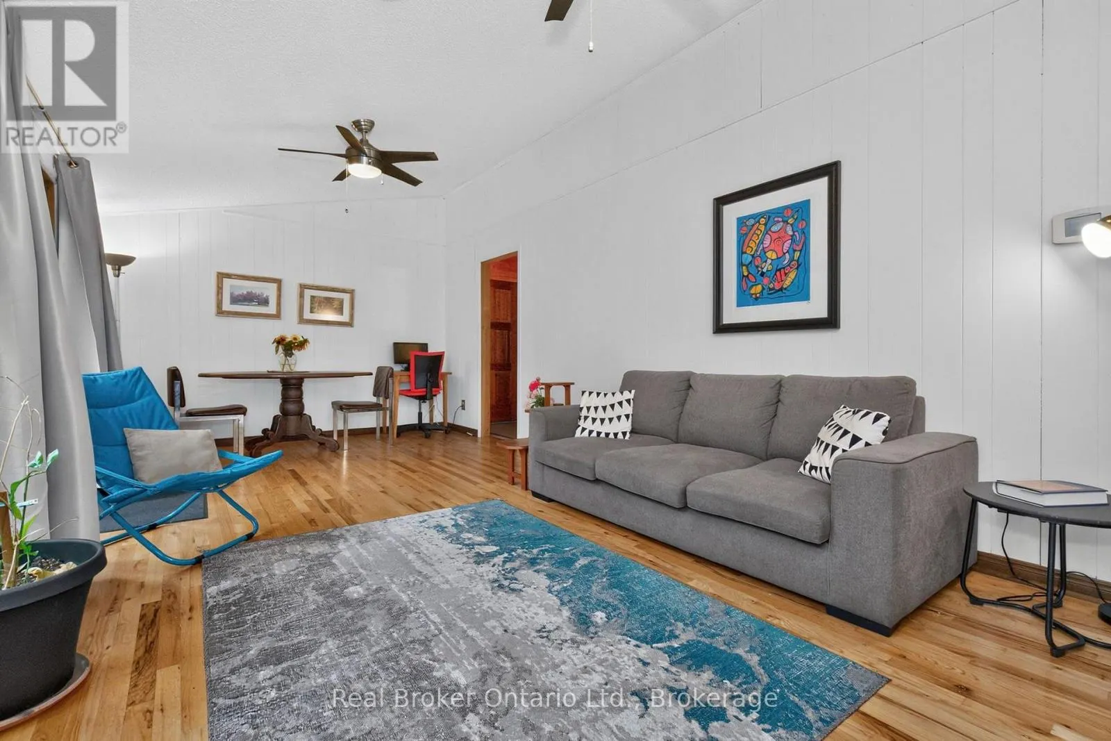 24 FERNANNE DRIVE