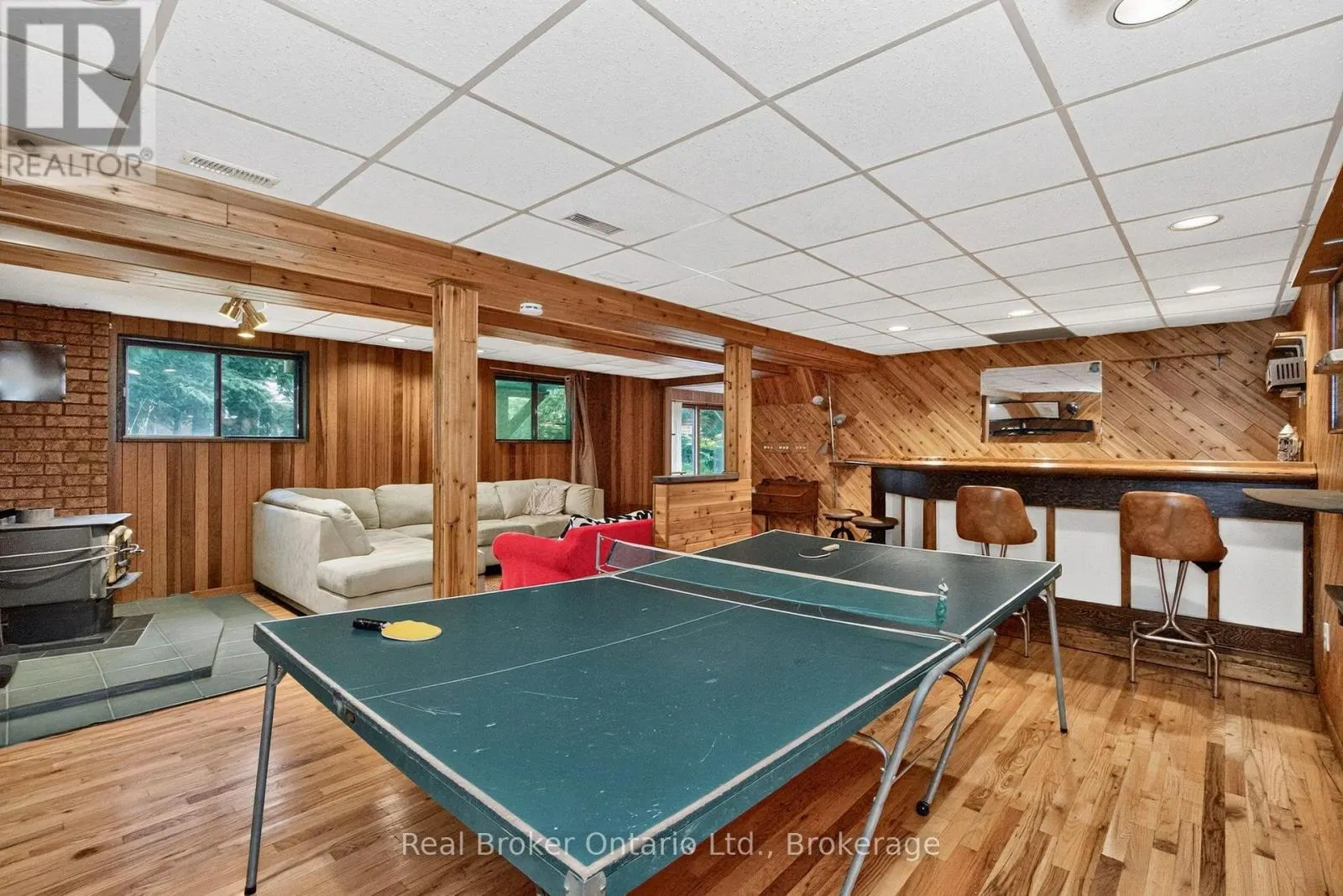 24 FERNANNE DRIVE