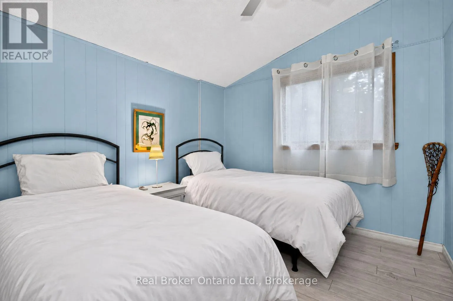 24 FERNANNE DRIVE