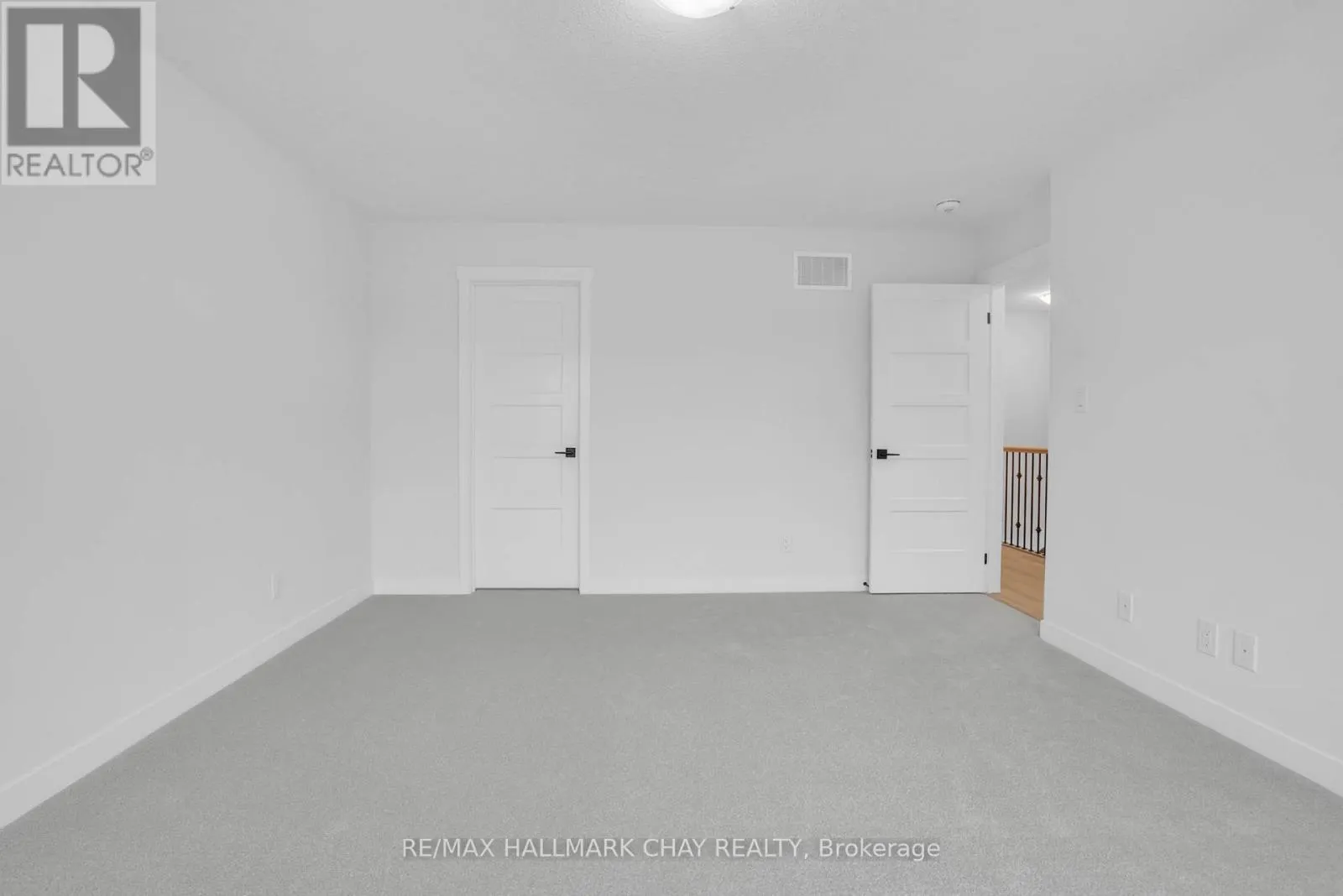38 STRATH CRESCENT