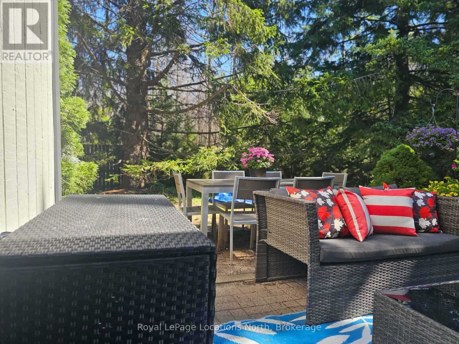 911 CEDAR POINTE COURT