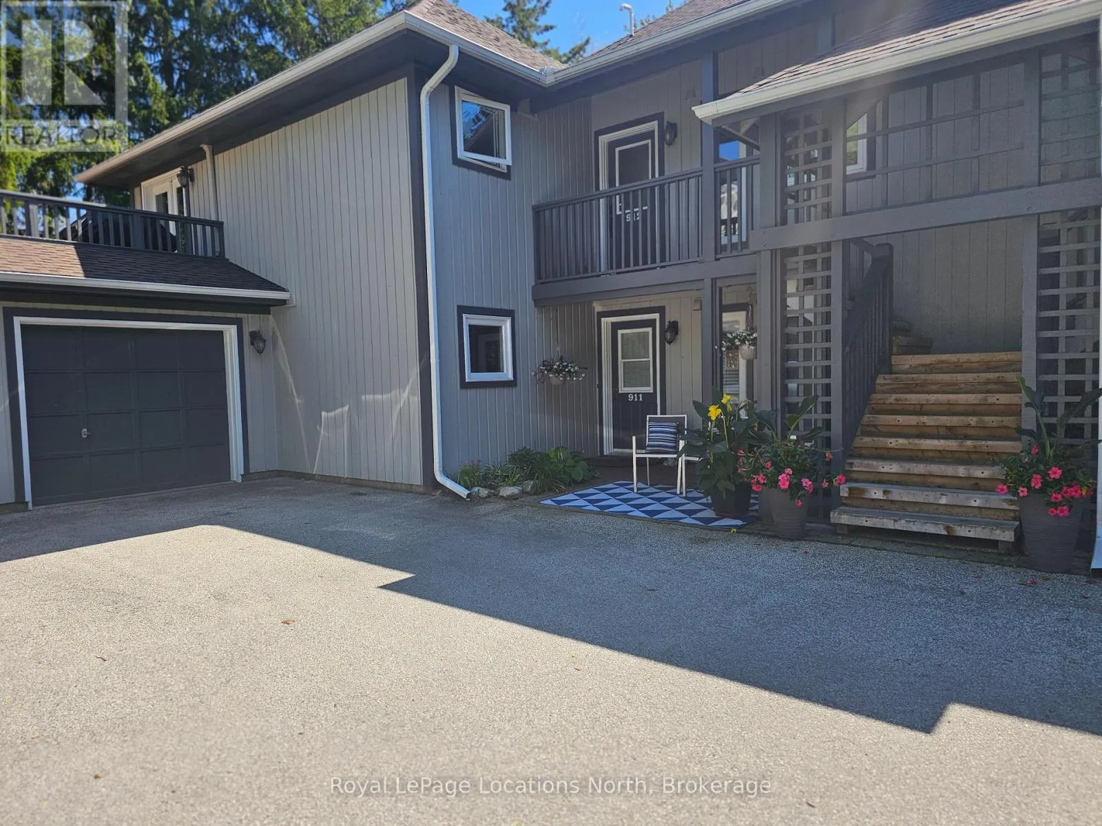 911 CEDAR POINTE COURT