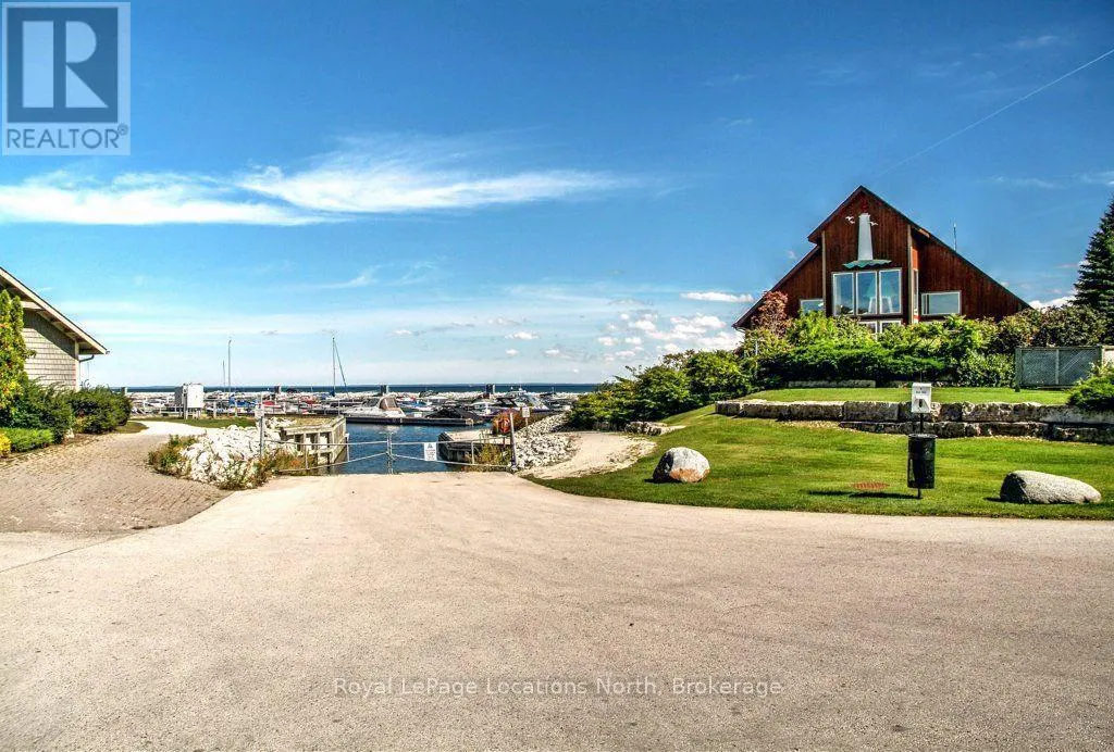 911 CEDAR POINTE COURT
