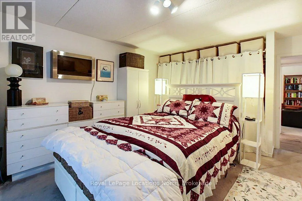 911 CEDAR POINTE COURT