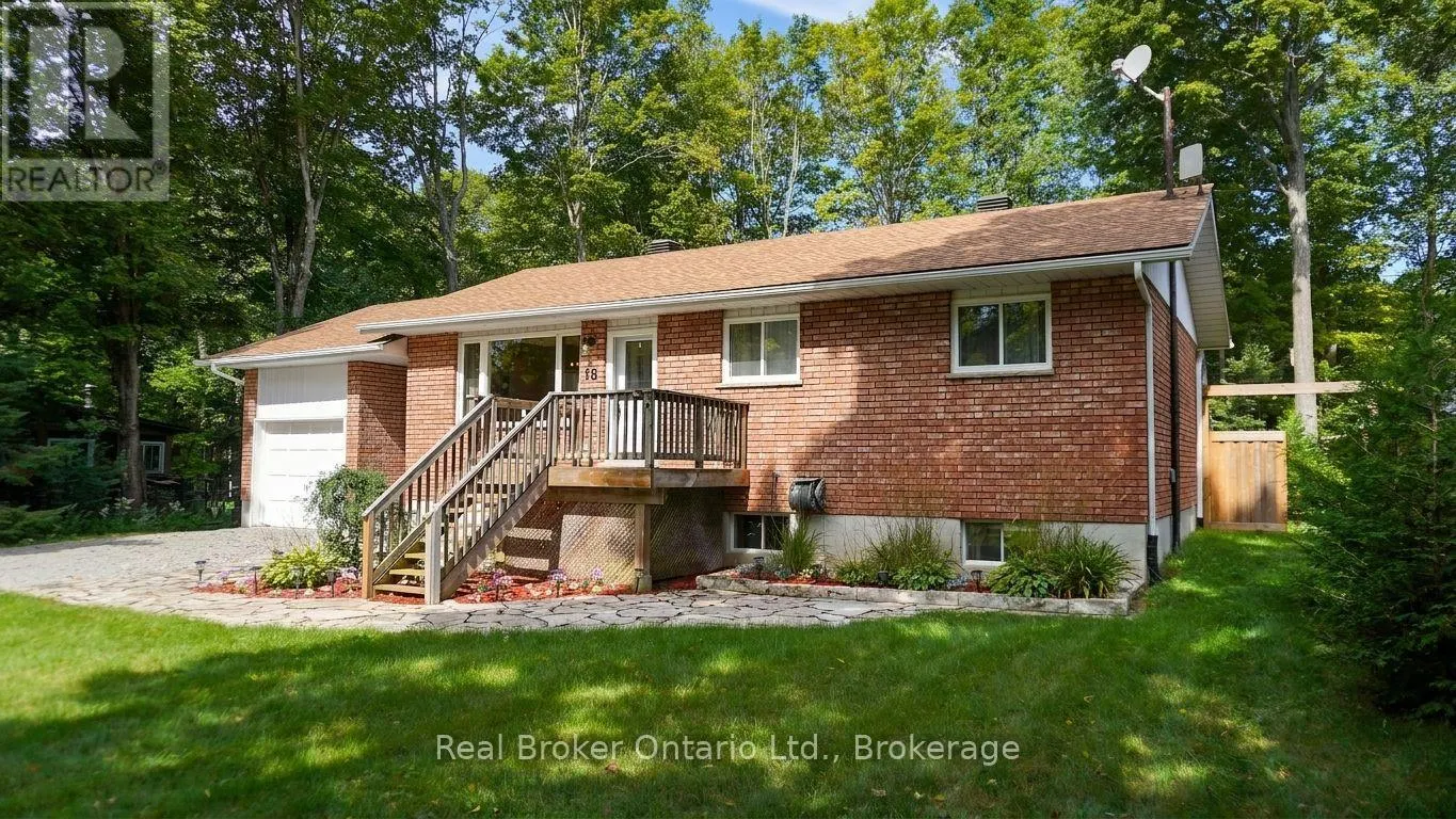 16 MUNDY AVENUE
