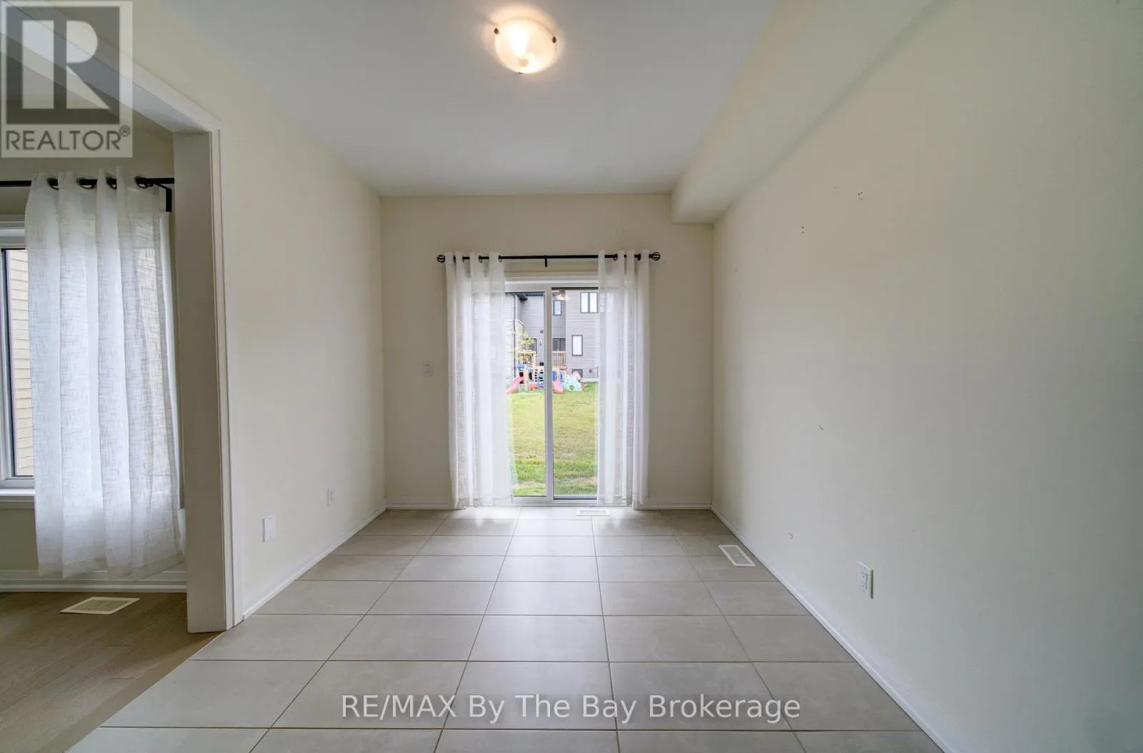73 FEDERICA CRESCENT