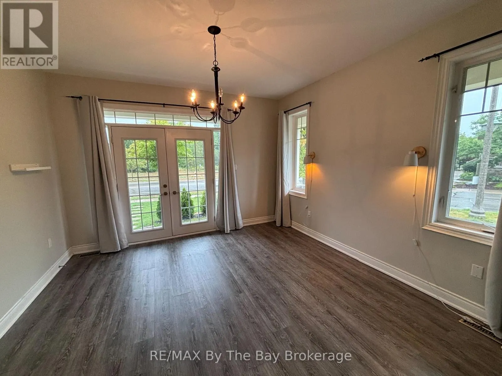 300 STONEBRIDGE BOULEVARD