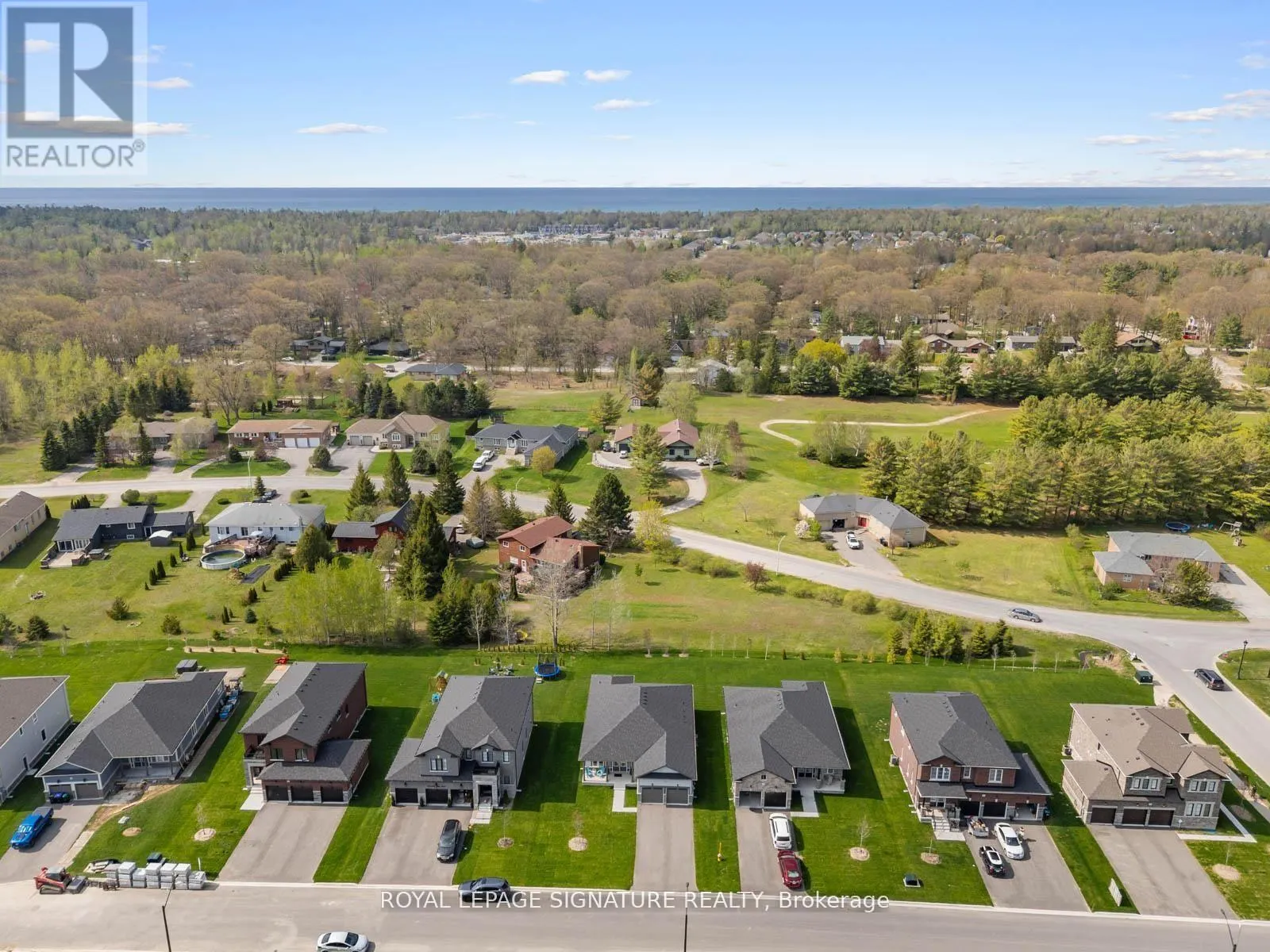 8 MISTY RIDGE ROAD