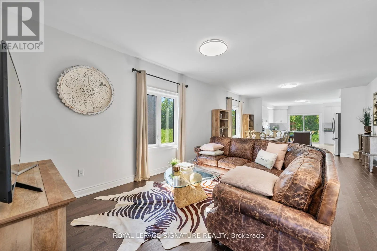 8 MISTY RIDGE ROAD