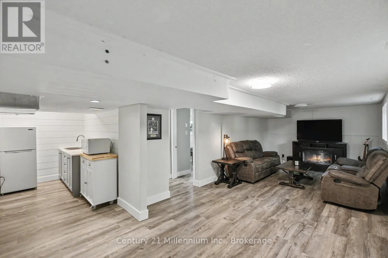 224 MARGARET STREET