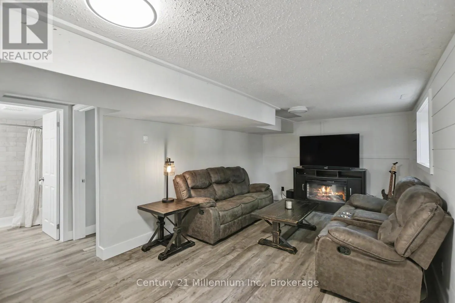 224 MARGARET STREET