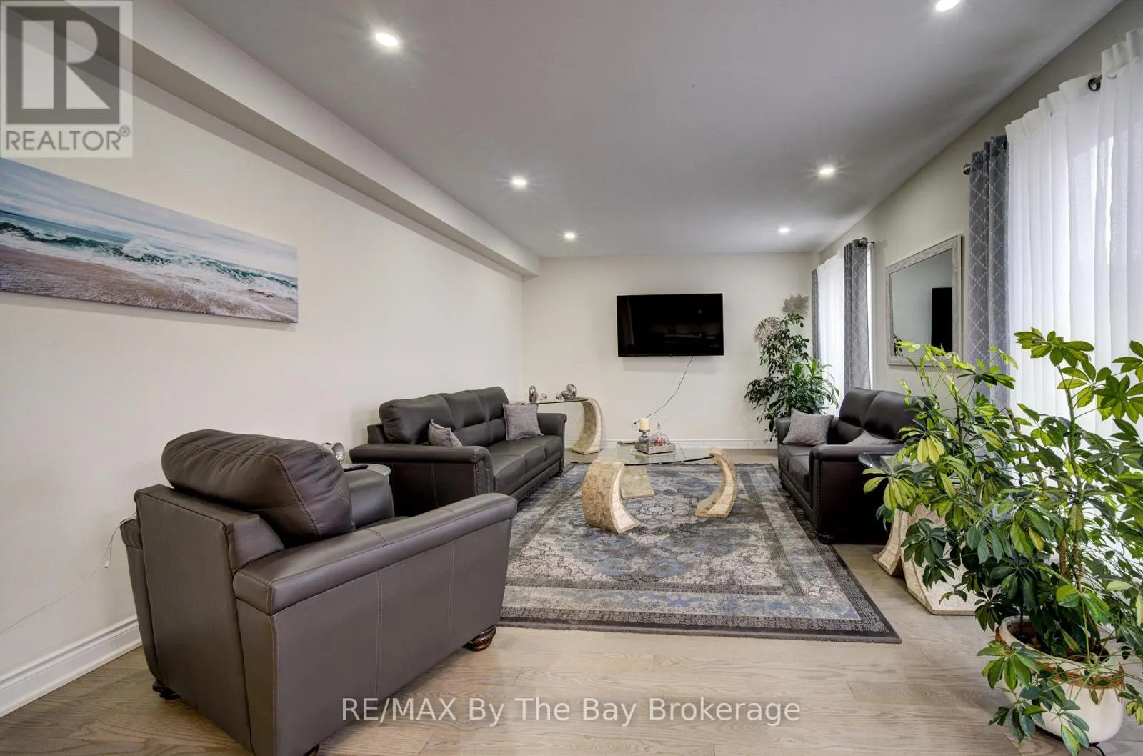 120 ALLEGRA DRIVE