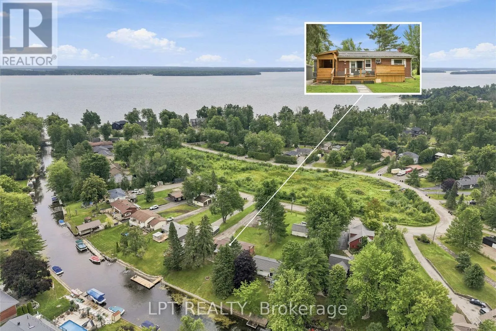 2628 WESTSHORE CRESCENT