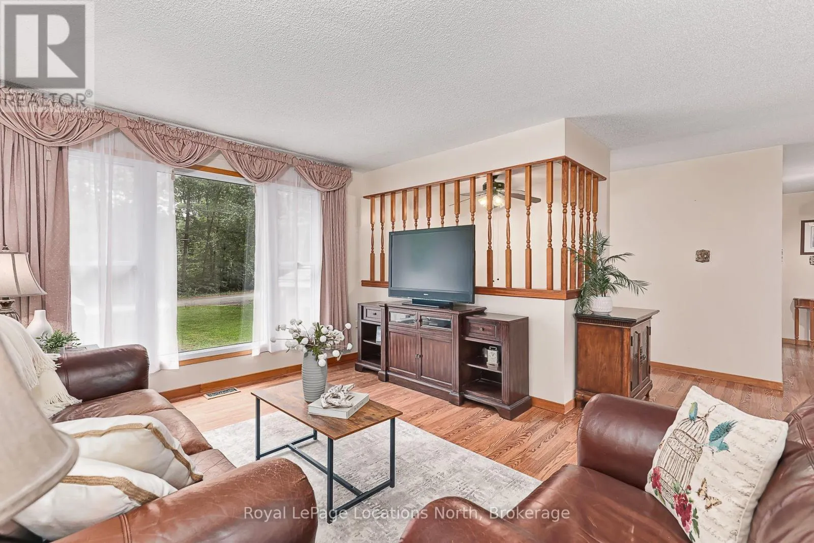 26 STROUD CRESCENT