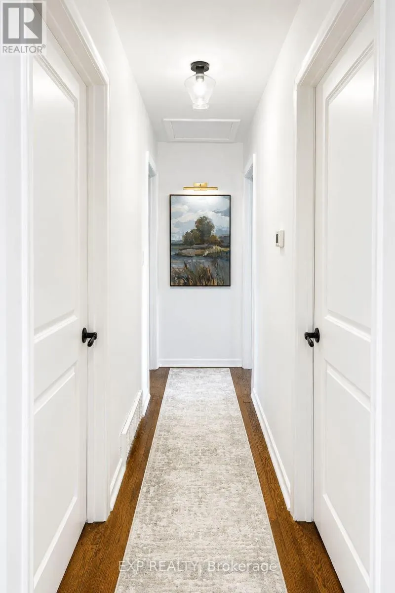 93 NORTH STREET W
