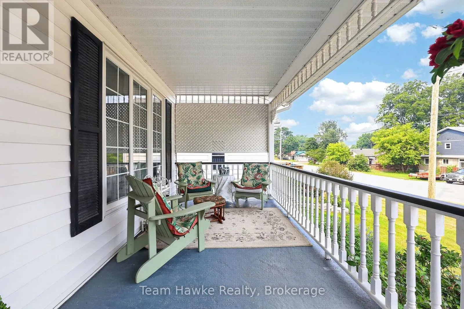 255 HANLY STREET