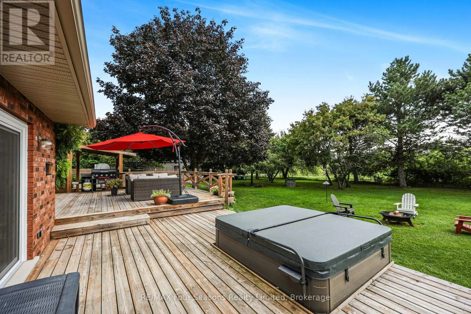 7551 36/37 NOTTAWASAGA SIDE ROAD E