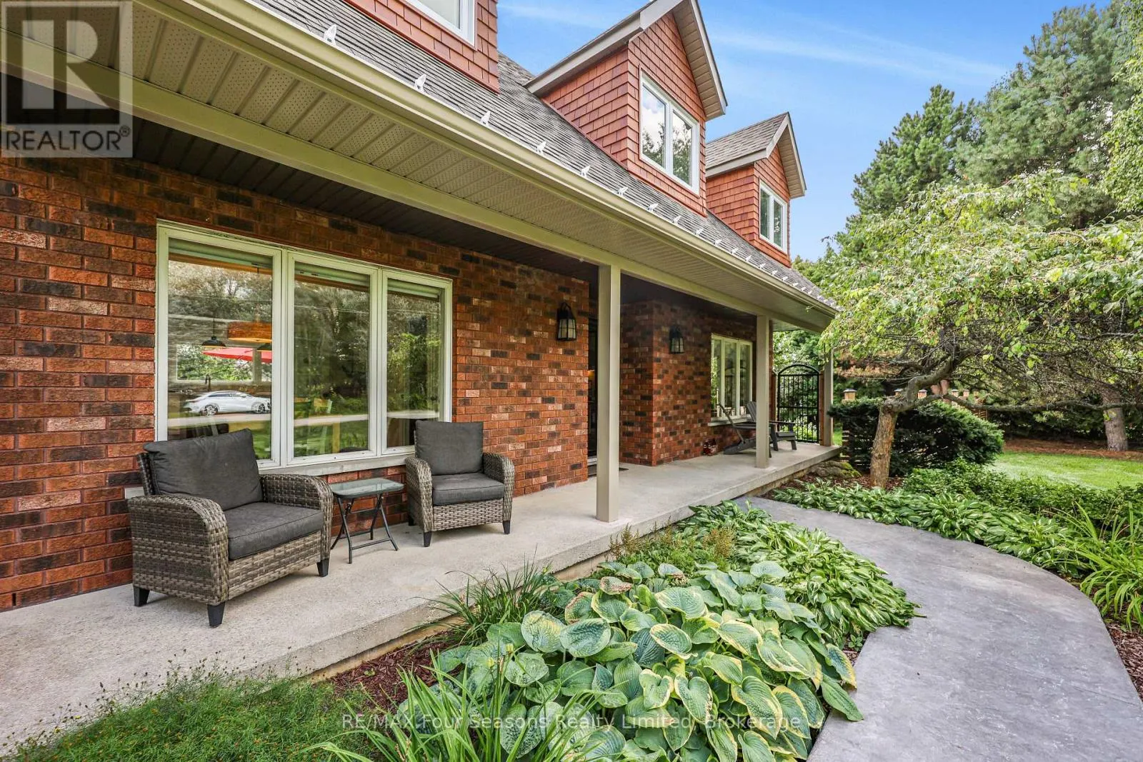 7551 36/37 NOTTAWASAGA SIDE ROAD E