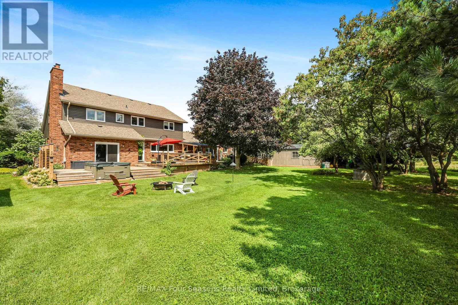 7551 36/37 NOTTAWASAGA SIDE ROAD E
