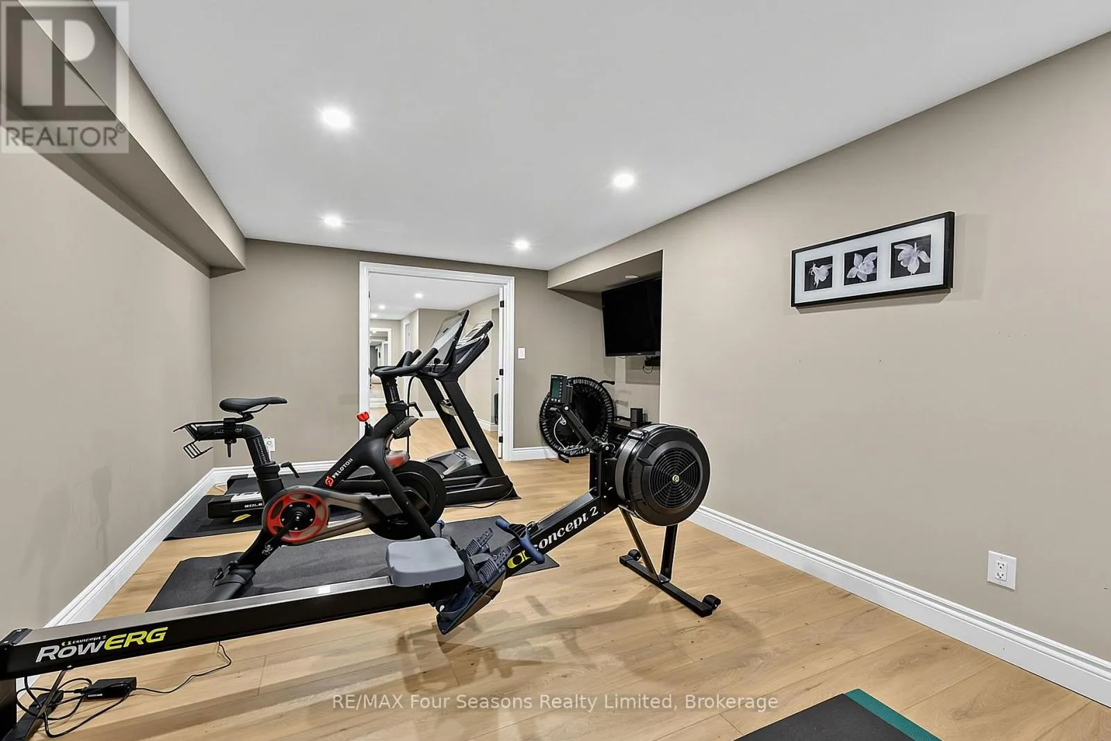 7551 36/37 NOTTAWASAGA SIDE ROAD E
