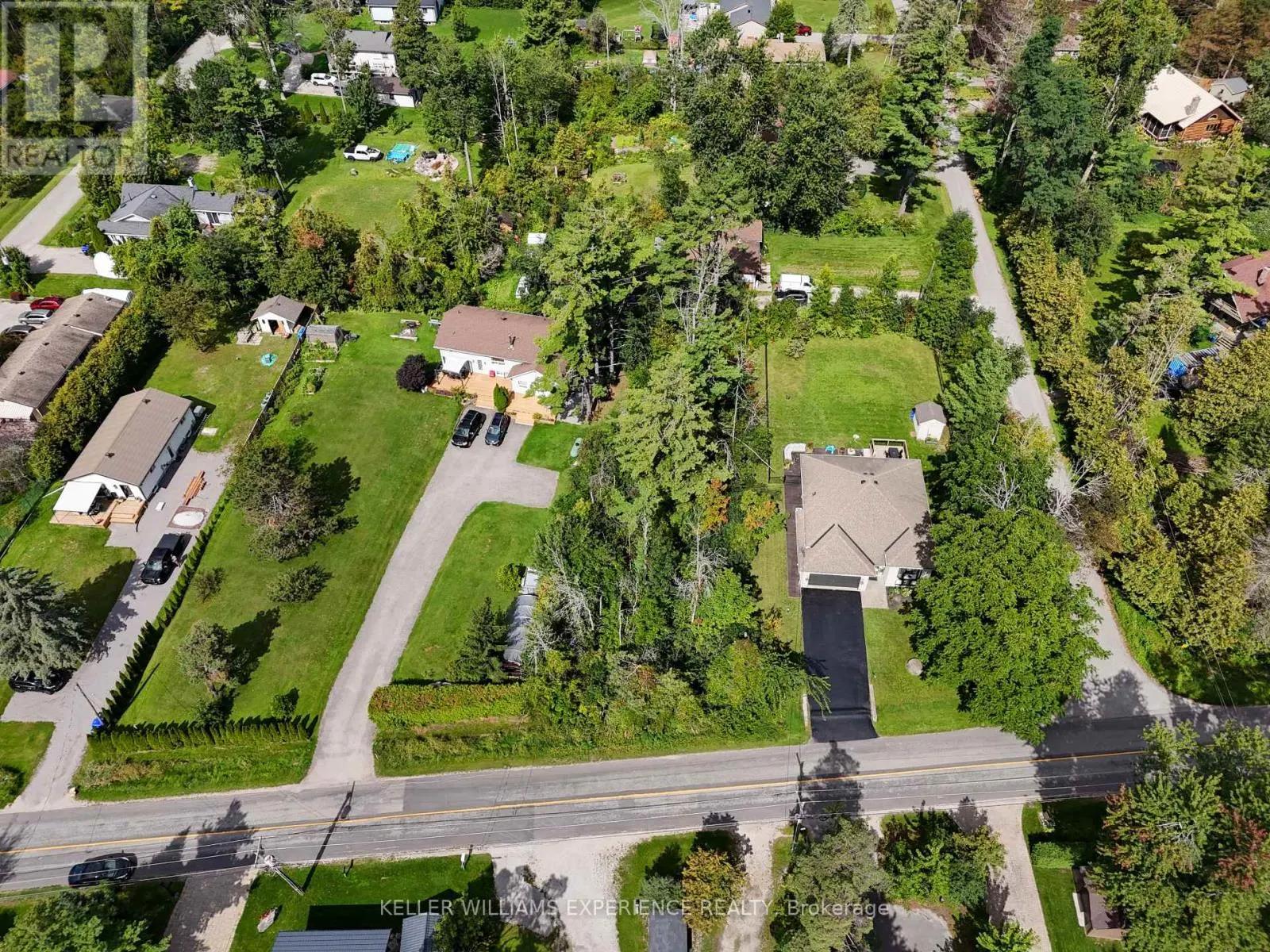 108 LAKESHORE ROAD E