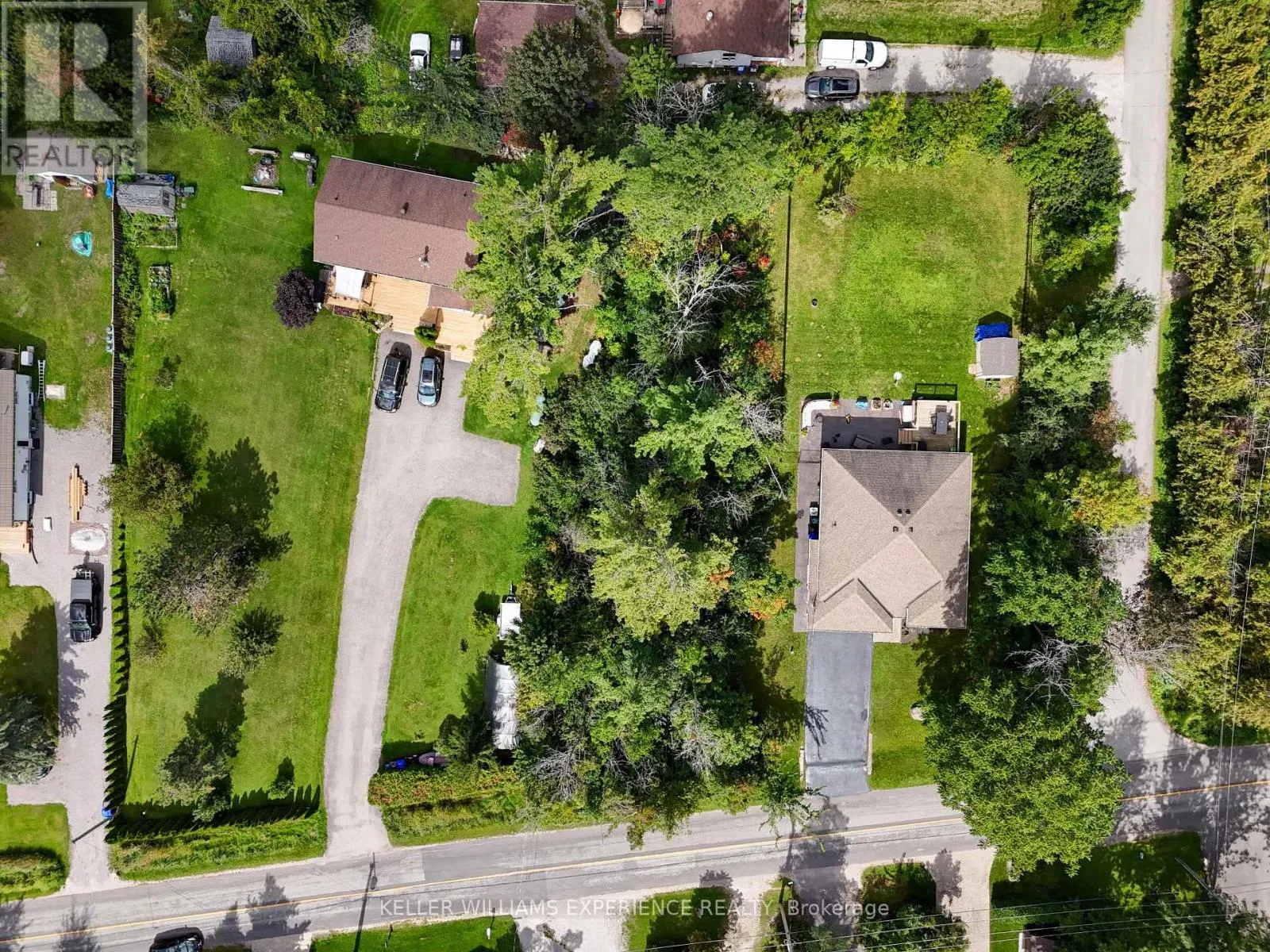 108 LAKESHORE ROAD E
