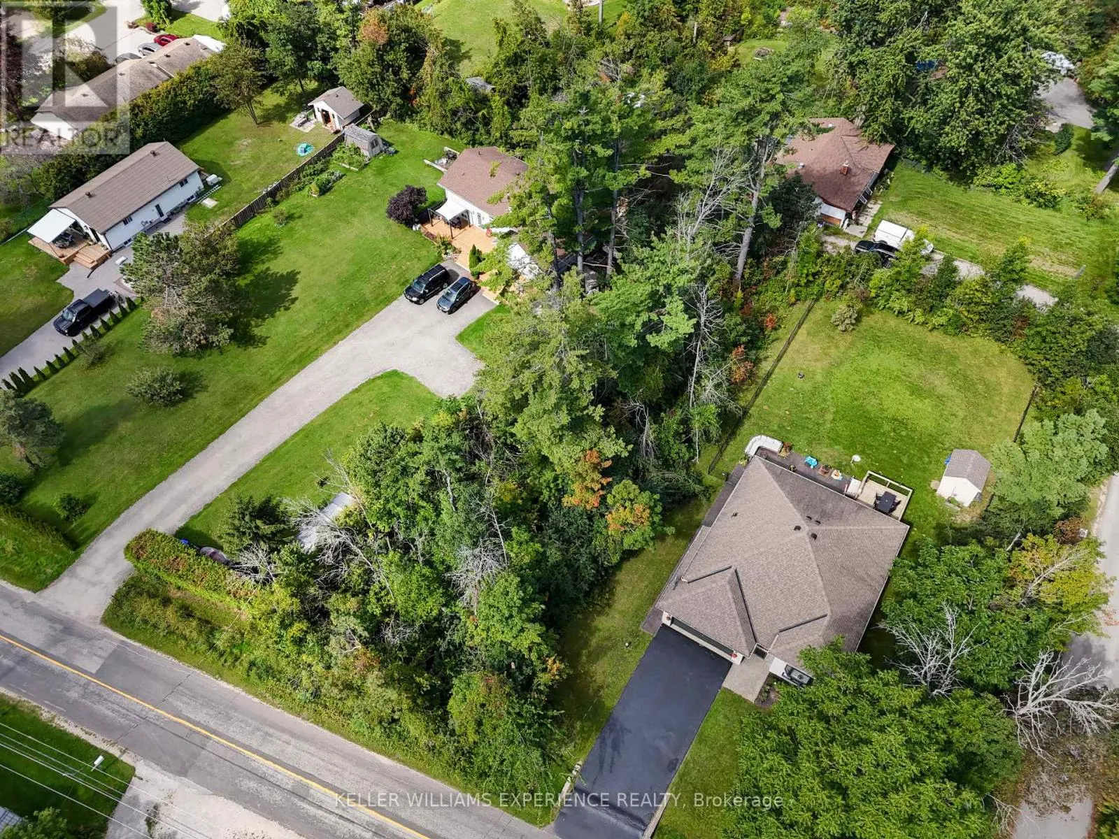 108 LAKESHORE ROAD E