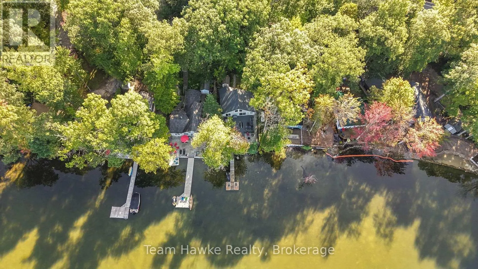 8 FARLAIN LAKE ROAD E