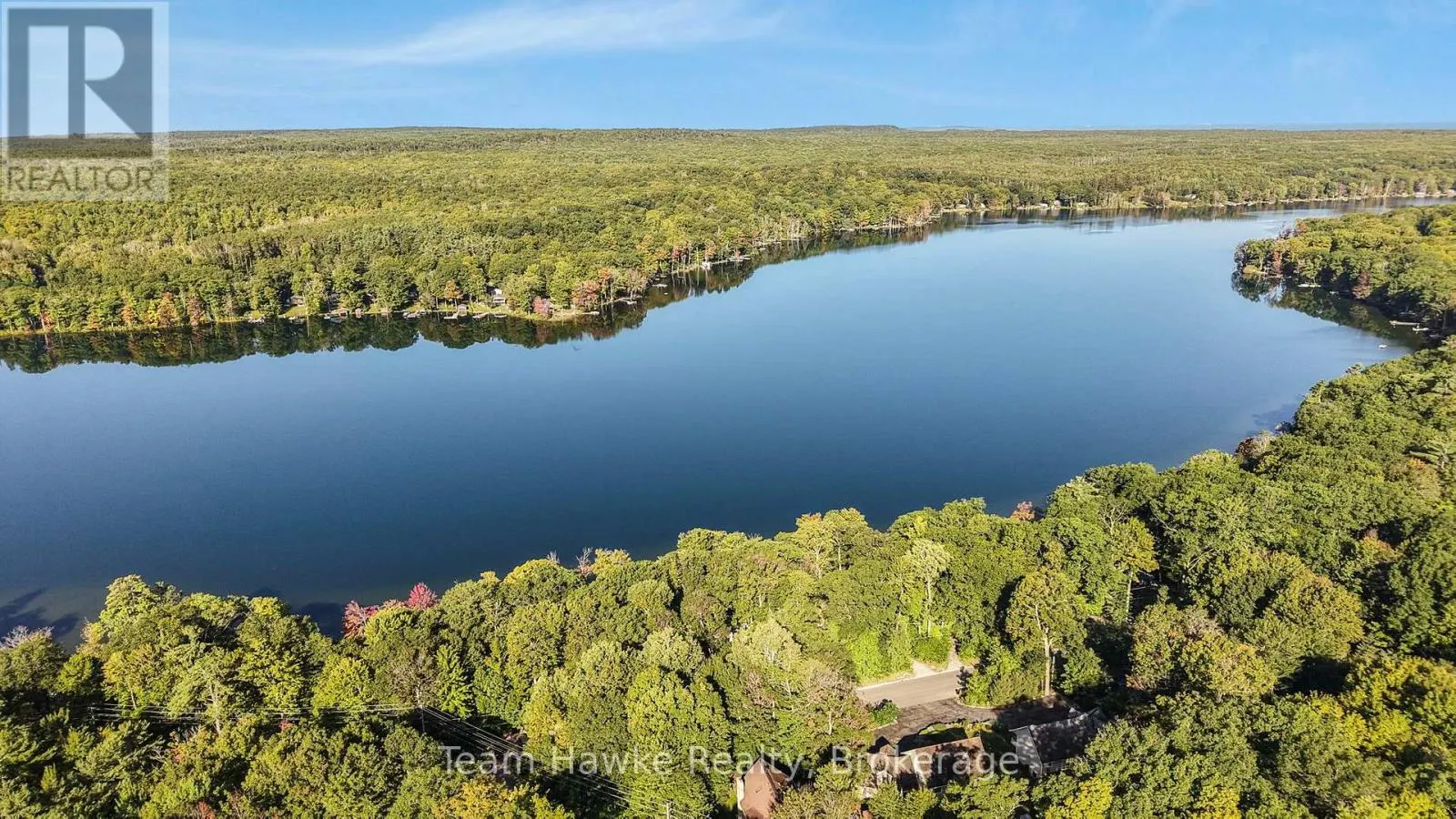8 FARLAIN LAKE ROAD E