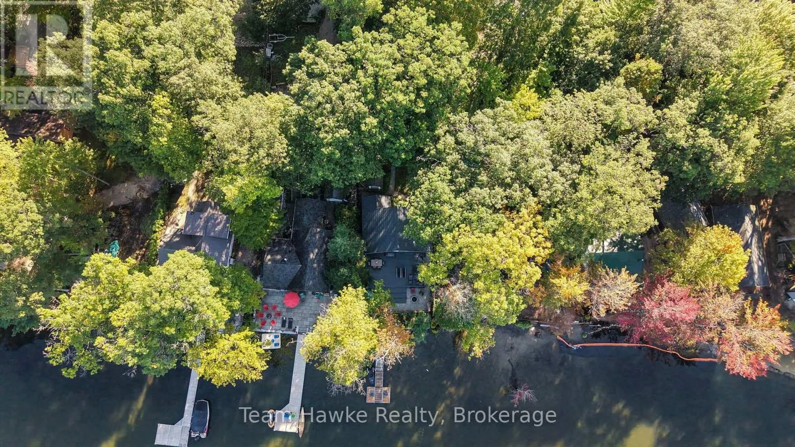 8 FARLAIN LAKE ROAD E
