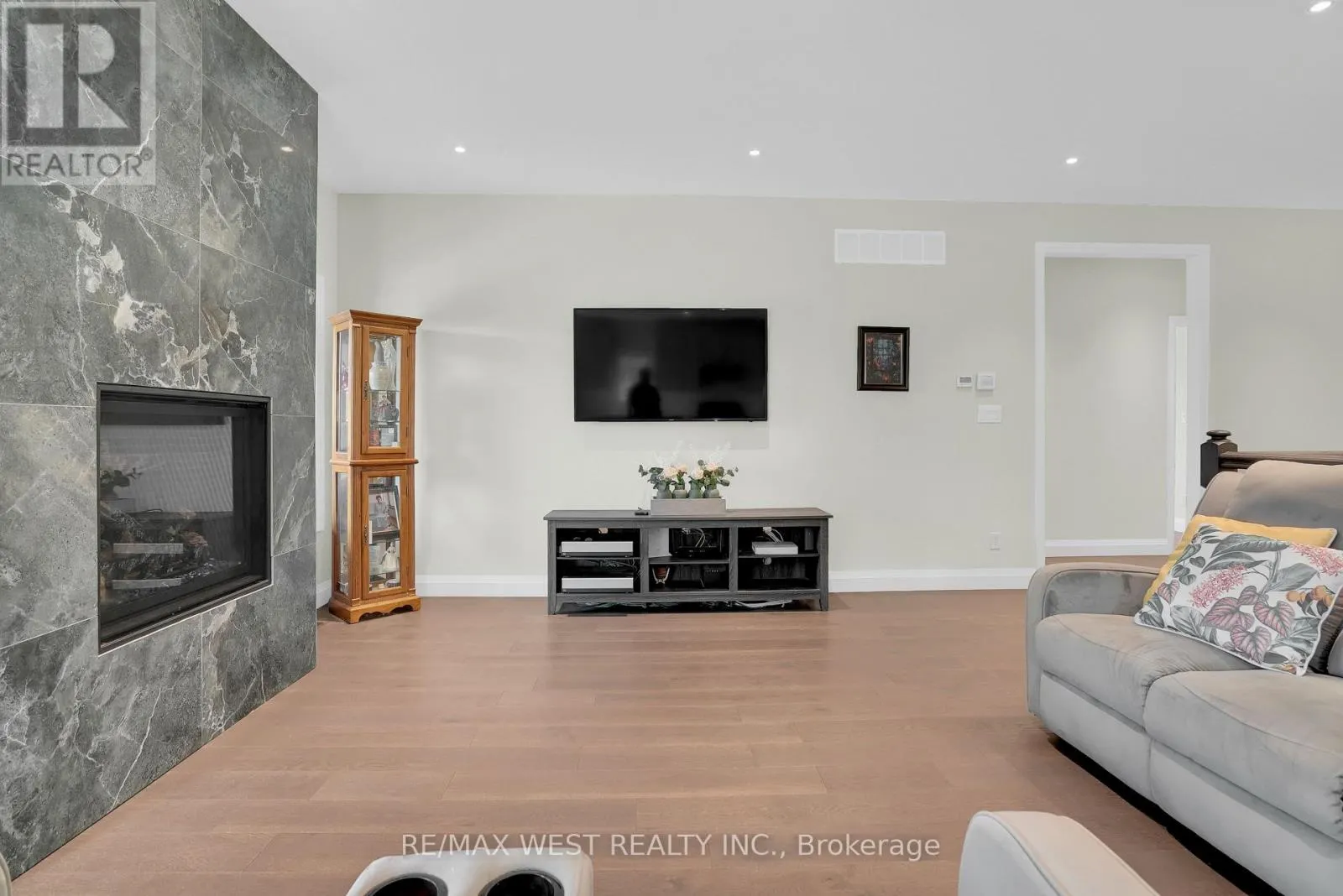 4098 CONCESSION 12 SUNNIDALE ROAD